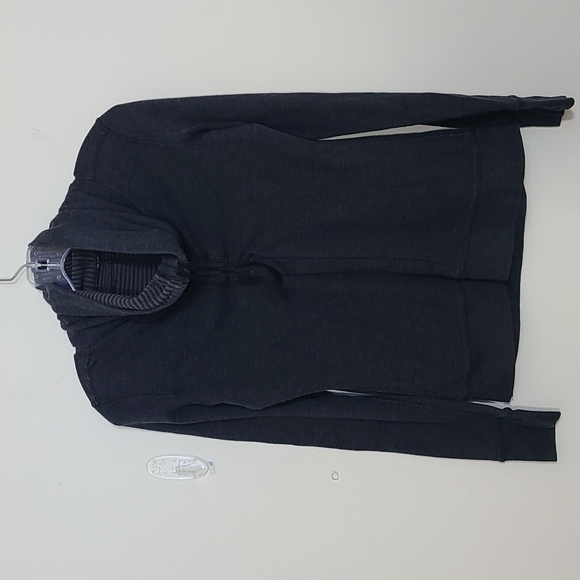 Lululemon In A Cinch Cowl Neck Pullover Reversible Long Sleeves Size 6 - Picture 1 of 9